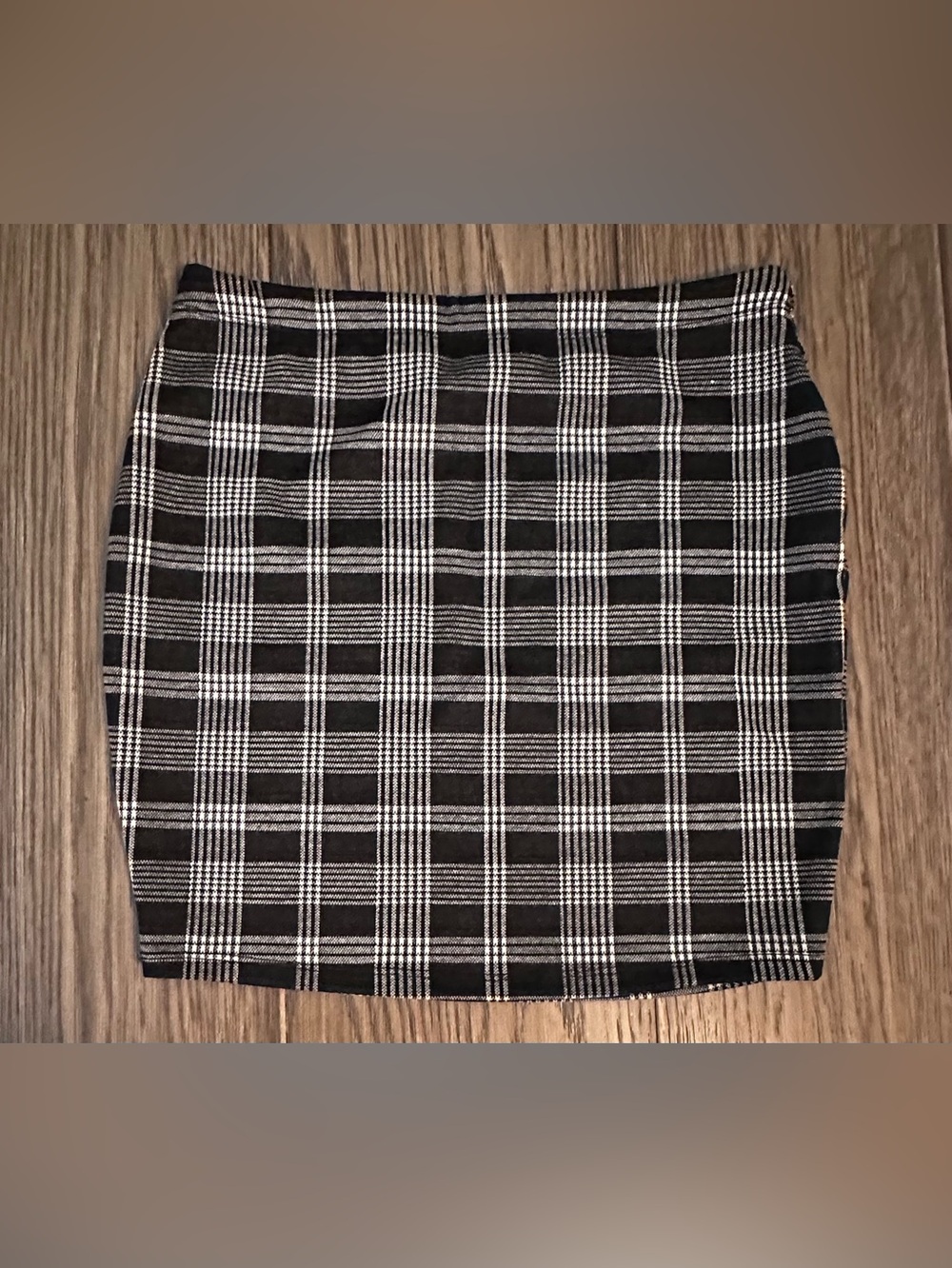 Women's Black & White Plaid Mini Skirt